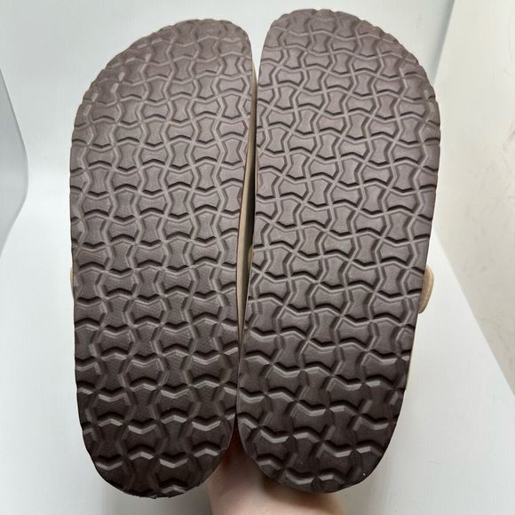 CUSHIONAIRE Womens Clog 11 SAND - Picture 5 of 7